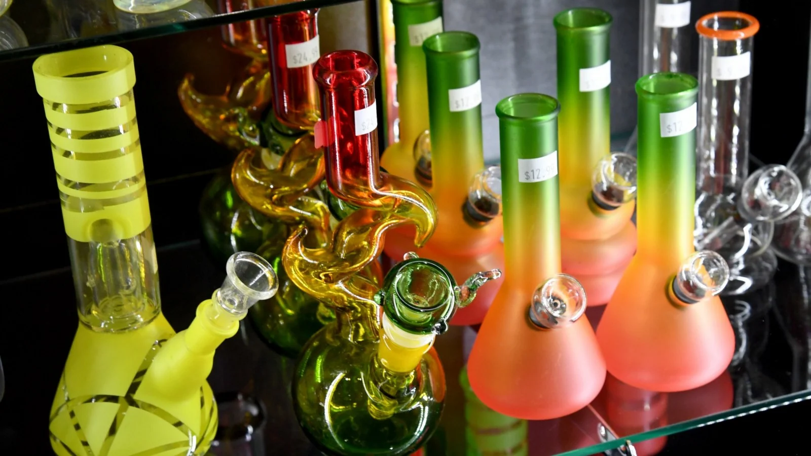 BONGS